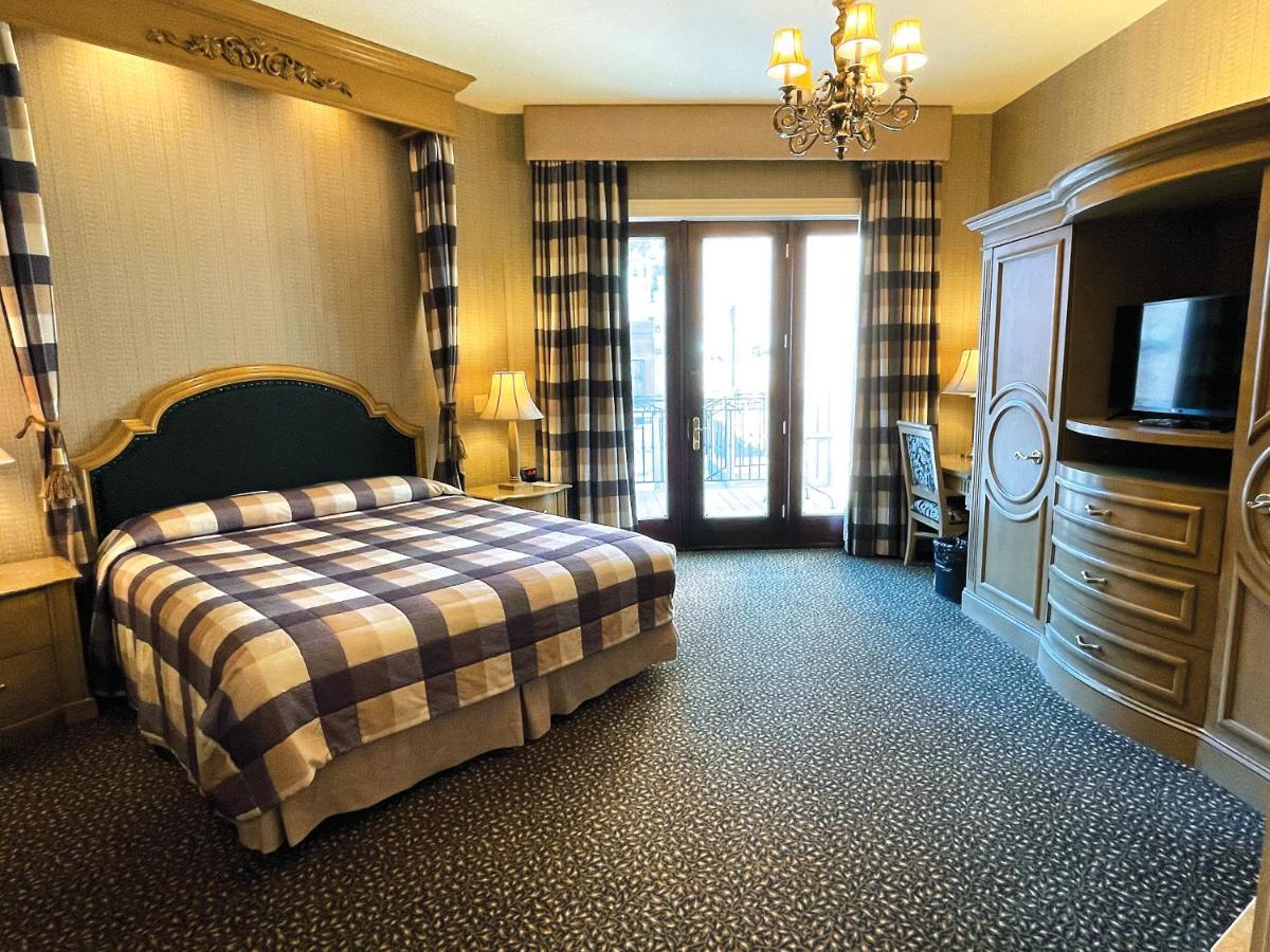 Celebrity Hotel